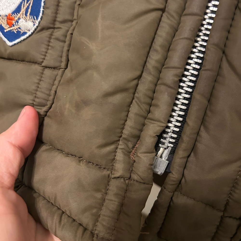 Vintage puffer vest patches - Picture 2 of 5